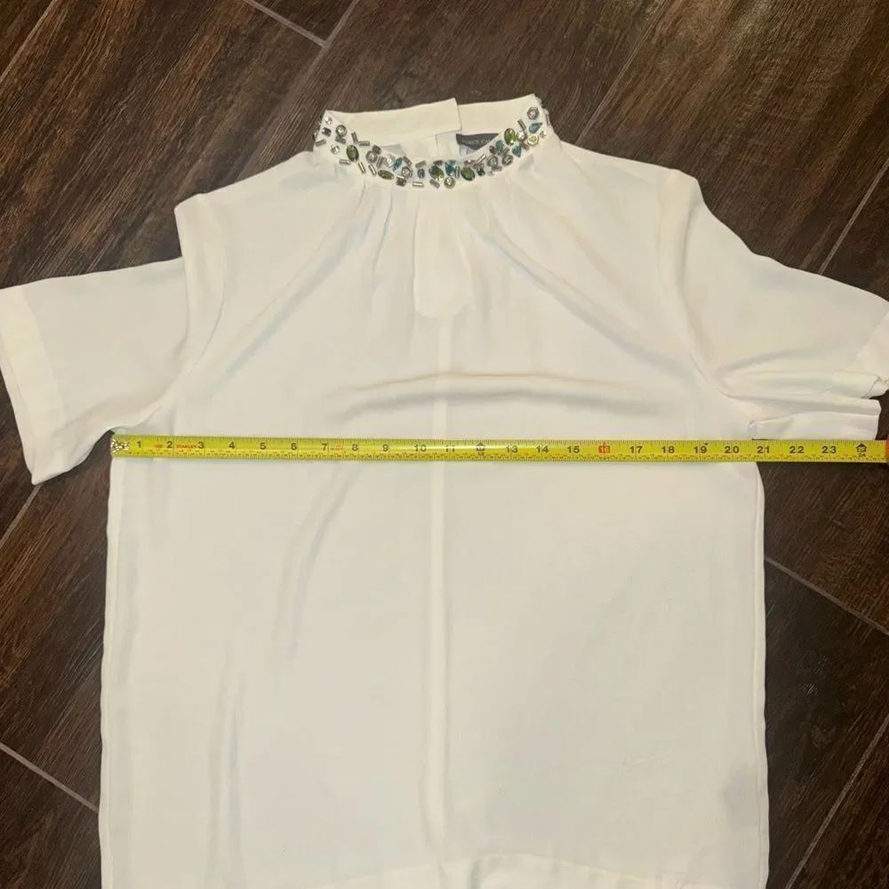 Vince Camuto White Blouse w/ Jeweled Embellished Collar Women’s Size M EUC - Picture 5 of 12